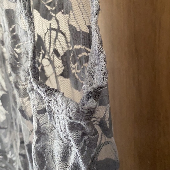 Tank top - Picture 9 of 12